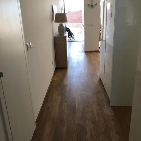 Apartamento T-2 Novo *